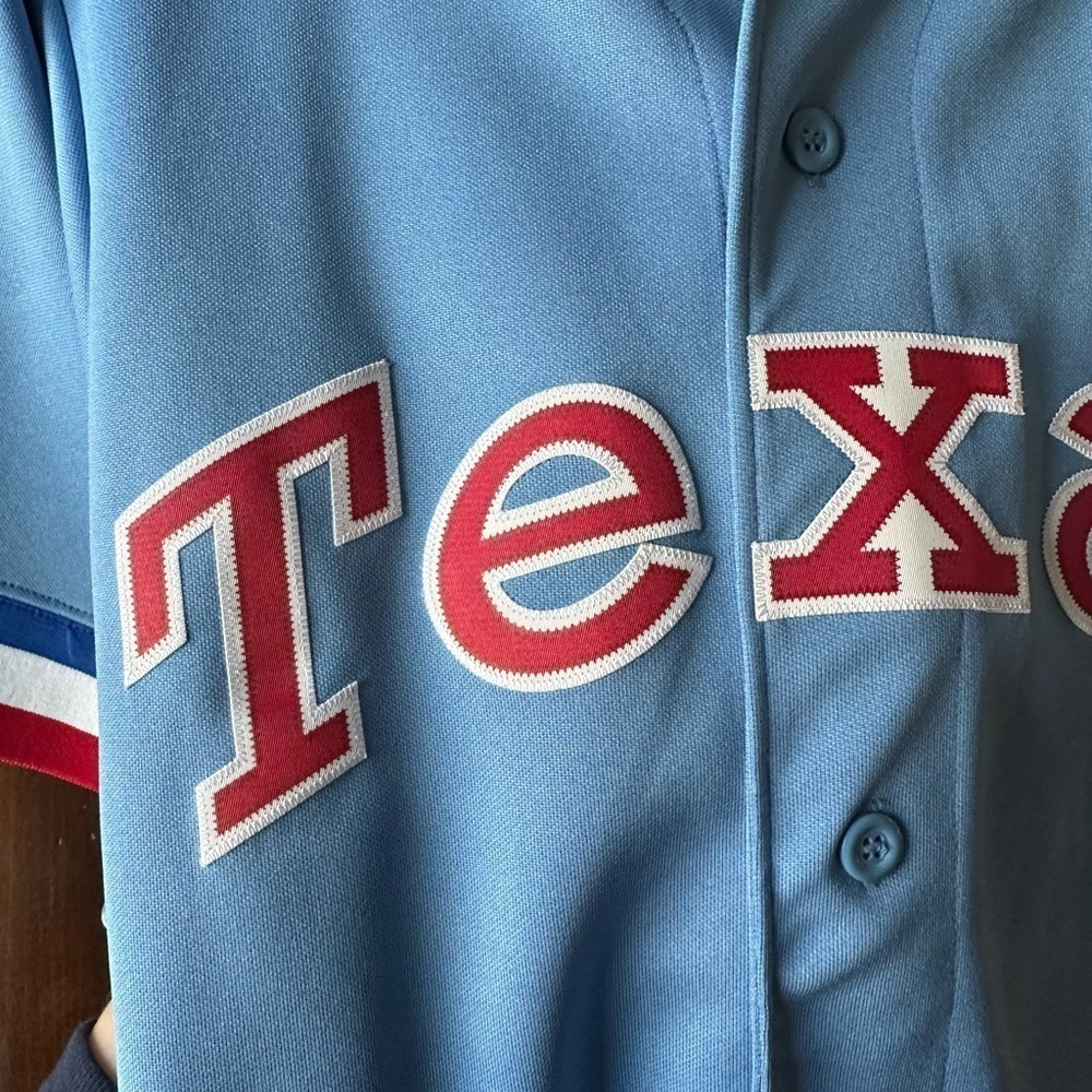 SOLD Vintage Texas Rangers Nolan Ryan Majestic Cooperstown MLB Light Blue - Picture 6 of 10